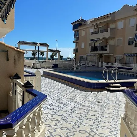 アパート Playa De Naufragos Cozy With Pool